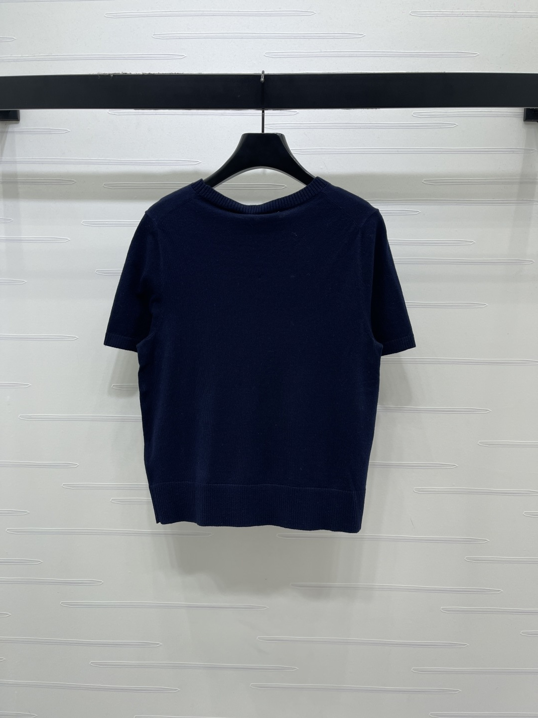 Women's short sleeves